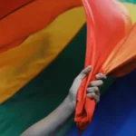 “Ailem Güvende” adı altında LGBT+ dernekleri ve eğlence mekânlarına yapılan operasyonlarda Kuşadası’nda 5 kişi tutuklandı
